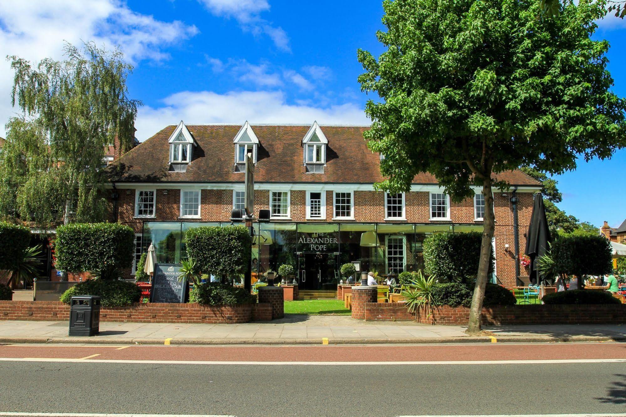 The Alexander Pope Hotel Twickenham Exterior foto